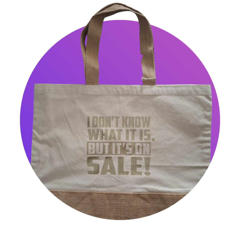 Tas “I don’t know what it is. But it’s on SALE!”